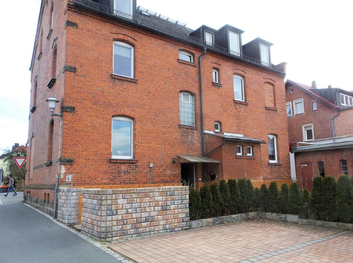 Apartment Bayreuth, Grosse Ferienwohnung Im Haus Mit Kunst, 3 Schlafzimmer, Kueche, Parkplatz Kültér fotó