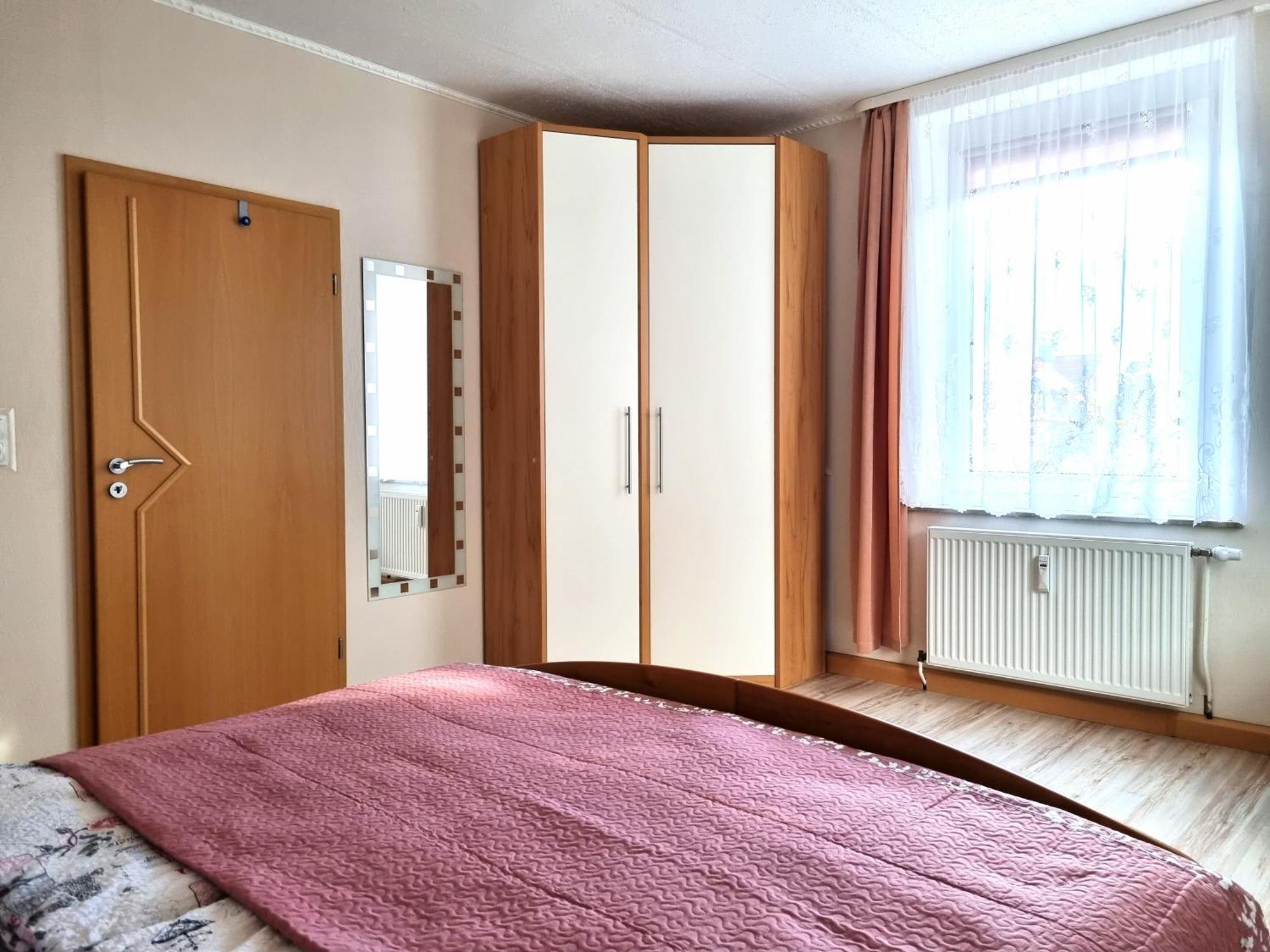 Apartment Bayreuth, Grosse Ferienwohnung Im Haus Mit Kunst, 3 Schlafzimmer, Kueche, Parkplatz Kültér fotó